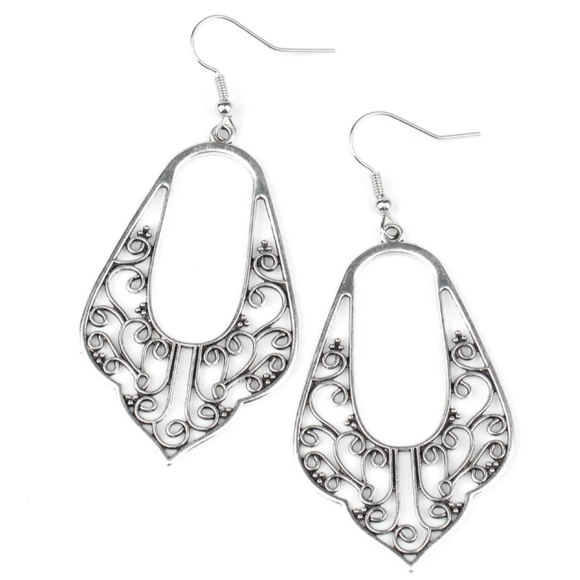 💝 5/$20 Grapevine Glamour Silver Earrings 🍇 - Picture 2 of 2